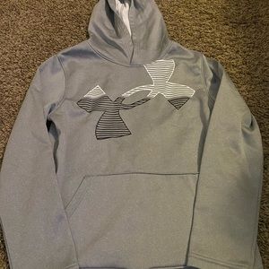 Boys Under Armour sweatshirt size youth XL